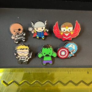Marvel Pin Lot (7 pins)